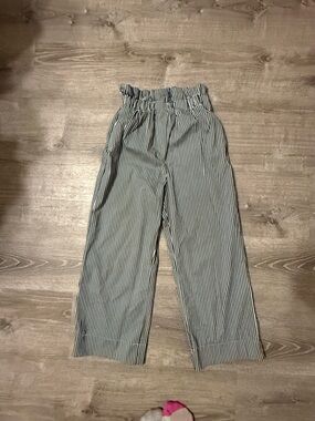 Striped Elastic-Waist Wide-Leg Pants - Black & White